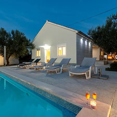 Pool House Olive - Happy Сasa de vacaciones